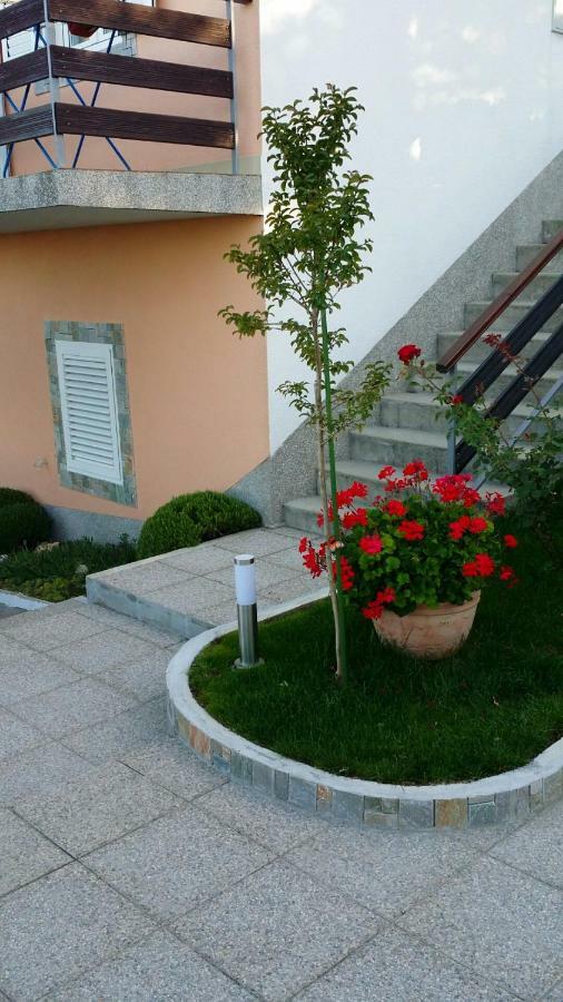 Apartman I Studio Apartman Majoli Kukuljanovo 외부 사진